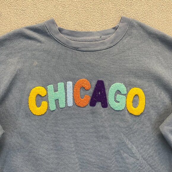 New York Popular Blue Crewneck Sweater with Chicago Graphic,Womens,Size Large - Picture 7 of 9
